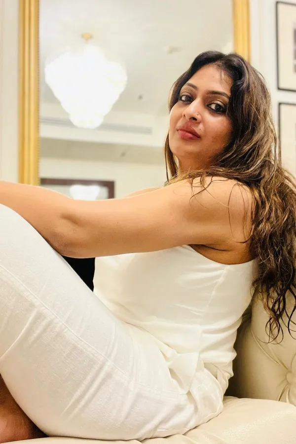 Did You Know Yash's Toxic Director Geetu Mohandas Romanced Madhavan In This 2003 Rom-Com?