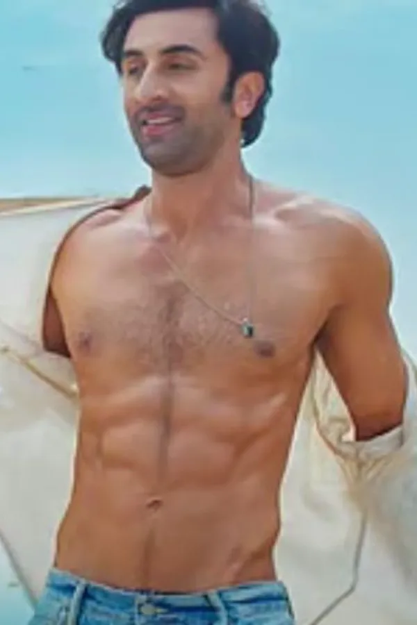 Ranbir Kapoor Left Amused As Fan Mistakes Him For Ranveer Singh And Congratulates Him For Dhurandhar 2