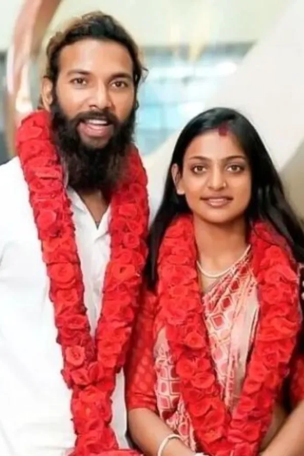 Who Is Farman Khan? Meet The Actor Model Who Married Mahakumbh Viral Star Monalisa Bhosle