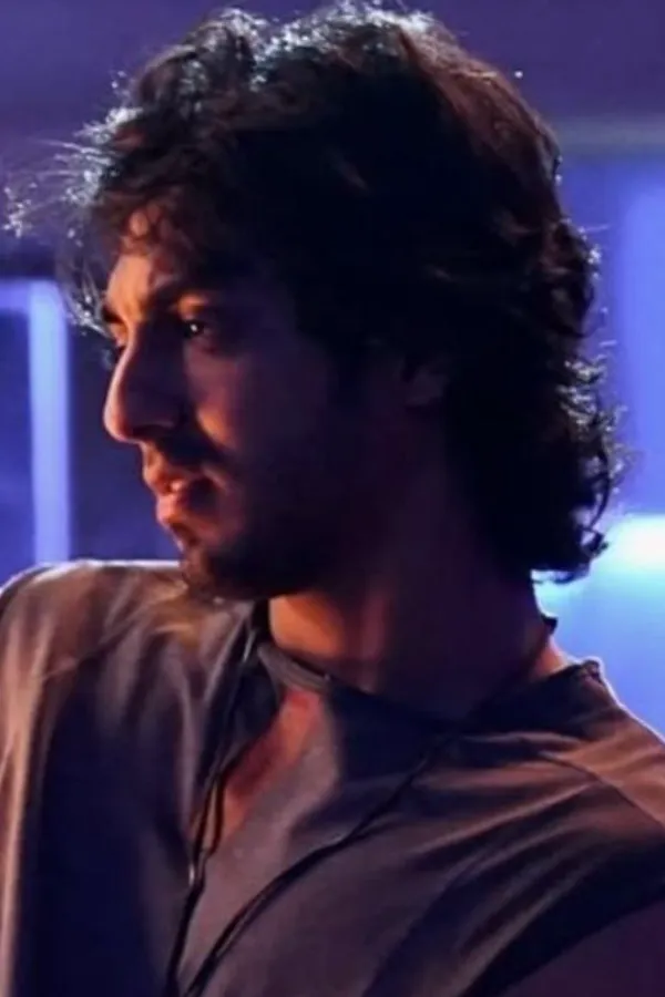 Fans Troll Saiyaara Star Ahaan Panday As A 'One Hit Wonder' After He Ignores Paparazzi