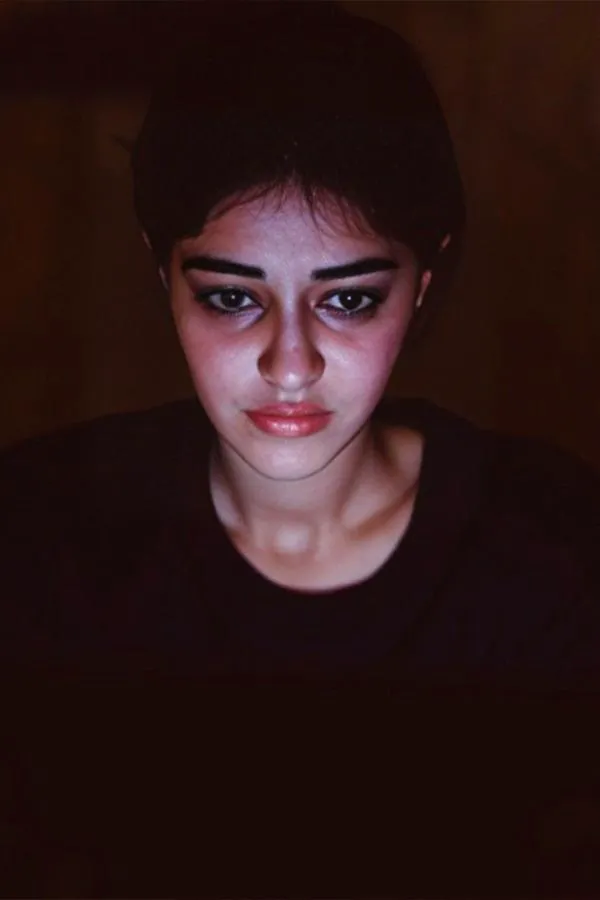 'CTRL' Movie Review: Ananya Panday's AI Adventure Is Dystopian & Thrilling