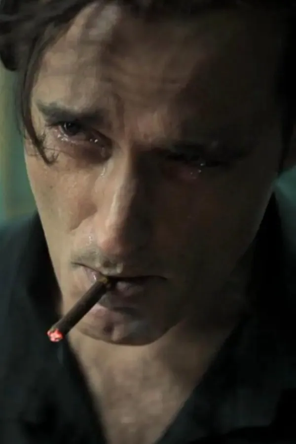 After Hrithik's Controversial Review, Farhan Akhtar & Karan Johar Praise Ranveer's Dhurandhar