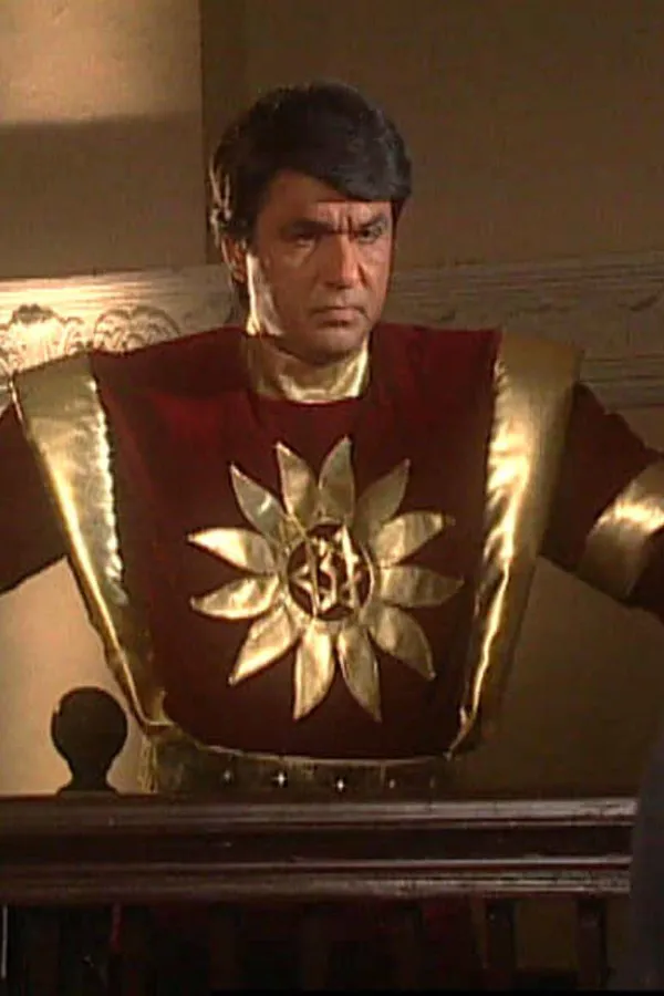 Shaktimaan's Villain Kilvish Calls Mukesh Khanna 'Stubborn'; Roots For Ranveer Singh