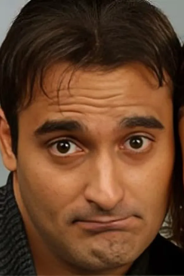 'He's Too Cute' Kareena Kapoor Can't Hide Her Crush On Akshaye Khanna In Old Viral Video