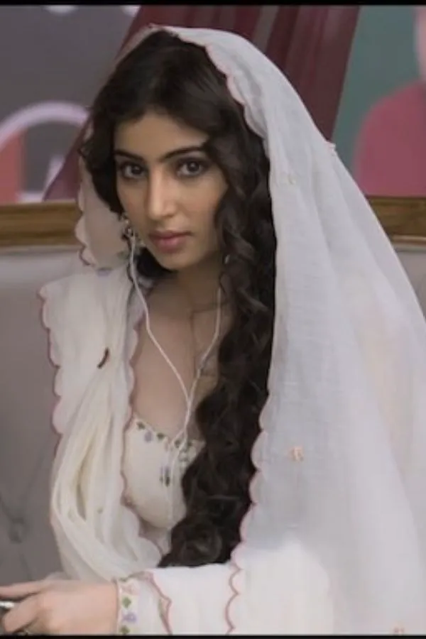 Sara Arjun Breaks Silence On 20-Year Age Gap With Ranveer Singh Ahead Of Dhurandhar 2: "The Story Justified It"