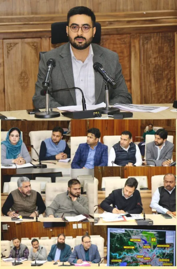 DC Srinagar assesses progress of I&FC projects to strengthen flood management mitigation measures