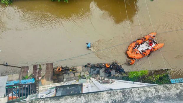 Dam water release: ಪುಣೆ ವಿವಿಧೆಡೆ ಜಲಾವೃತ
