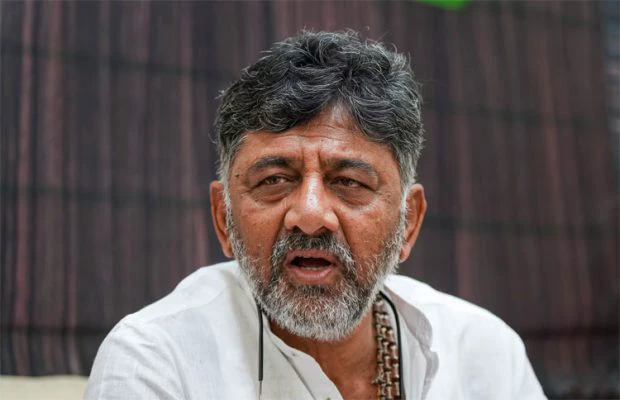 D.K. Shivakumar ಲೋಕದ ಡೊಂಕು ನೀವೇಕೆ ತಿದ್ದುವಿರಿ, ನಿಮ್ಮ ಮನೆಯನ್ನು ಸರಿ ಮಾಡಿಕೊಳ್ಳಿ