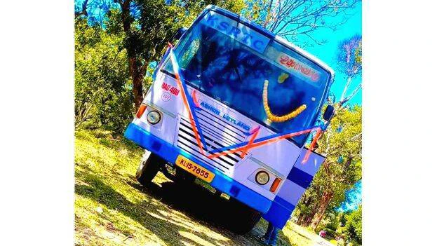 മൂന്നാറിലേക്കും നെല്ലിയാമ്ബതിയിലേക്കും താമരശ്ശേരീന്ന് കേറാം....