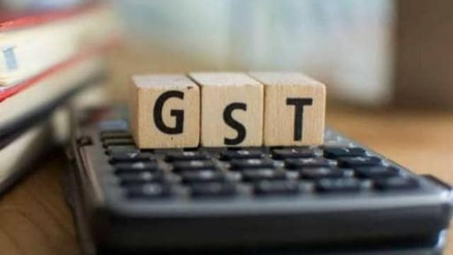 यूपीआई से भुगतान लेने पर फंसे यूपी के हजारों व्यापारी, ऐक्शन से हड़कंप मचा “ • ˌ यूपीआई से भुगतान लेने पर फंसे यूपी के हजारों व्यापारी, ऐक्शन से हड़कंप मचा “ • ˌ