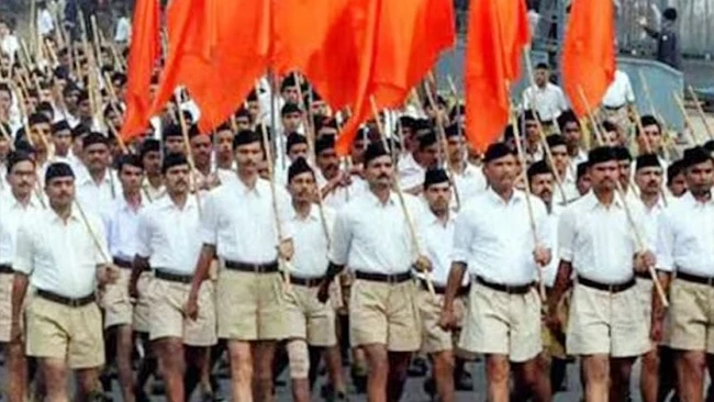 RSS को नहीं मिली मार्च की अनुमति, भड़की BJP ने कहा- कांग्रेसियों को सनातनियों से घृणा करना सोनिया सिखाती हैं