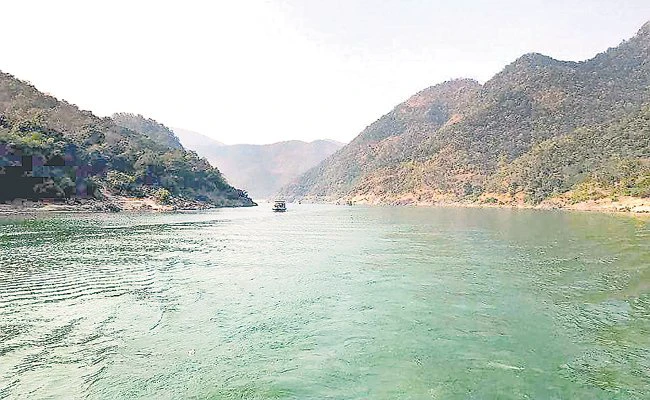 స్వచ్ఛ అఖండ గోదావరి
