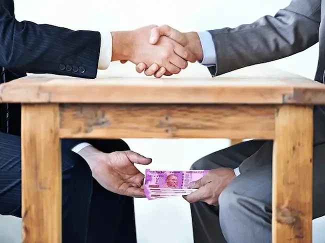 corruption : రాజకీయ అవినీతికి అంతం లేదా?