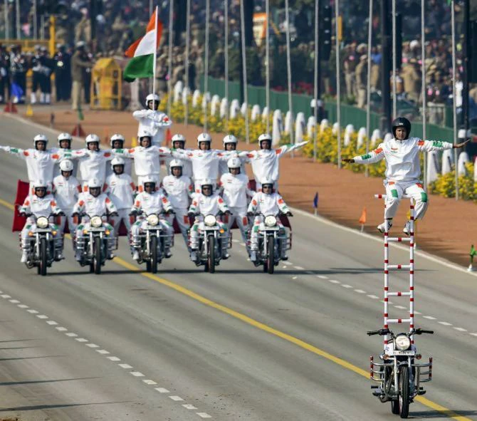 यंदाच्या प्रजासत्ताक दिन सोहळ्यात श्वास रोखायला लावणारे मोटरसायकल स्टंट्स नाहीत