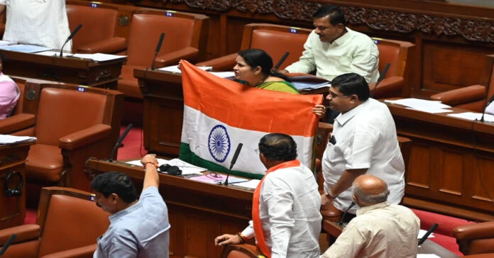 ಪಾಕಿಸ್ತಾನ ಪರ ಘೋಷಣೆ : ವಿಧಾನಪರಿಷತ್‍ನಲ್ಲೂ ಕೋಲಾಹಲ