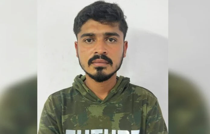 BLACKMAIL : ಹಣ ಕೊಡದಿದ್ರೆ ಮಗಳ ಬೆತ್ತಲೆ ಫೋಟೋ ರಿಲೀಸ್‌ : ಜೈಲಿನಿಂದಲೇ ಬಂತು ಕರೆ!