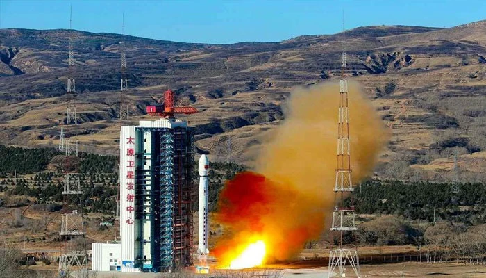 China launches 'satellite' with infrared camera China launches 'satellite' with infrared camera