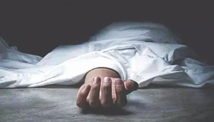 Yusuf Guda: చెత్త తొలగింపు మిషన్ లో పడి GHMC కార్మికుడు మృతి