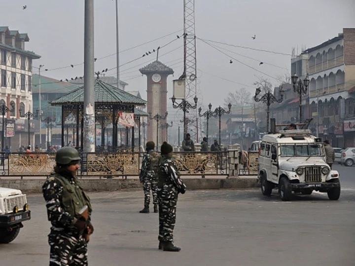 Hyderpora Encounter: J&K High Court Directs Govt To Exhume Body Of Civilian