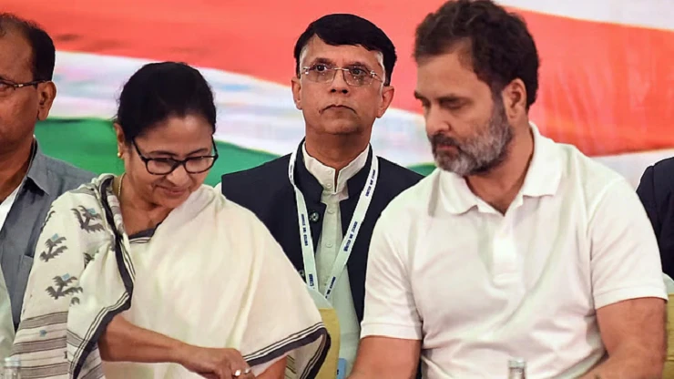 தேர்தல் களத்தில் நேருக்கு நேர் மோதும் காங்கிரஸ் - ஆம் ஆத்மி.. கேள்விக்குறியாகும் இந்தியா கூட்டணி..!