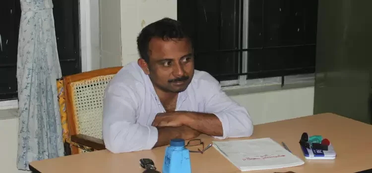 23 വര്ഷത്തെ സേവനത്തിനൊടുവില് 'അട്ടപ്പാടിയുടെ പ്രഭു ഡോക്ടര്' പടിയിറങ്ങി
