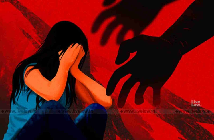 BREAKING: ರಾಜ್ಯದಲ್ಲಿ ಮತ್ತೊಂದು 'ಕೀಚಕ ಕೃತ್ಯ': ಡ್ರಾಫ್ ಕೊಡುವ ನೆಪದಲ್ಲಿ ಬಾಲಕಿ ಮೇಲೆ 'ದುರುಳ'ರಿಂದ ಅತ್ಯಾಚಾರ