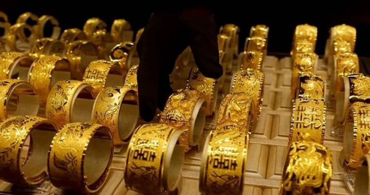 Gold And Silver Price Today: यूएस से इंडिया तक सोना और चांदी हुआ सस्‍ता, जानिए कितने गिरे दाम