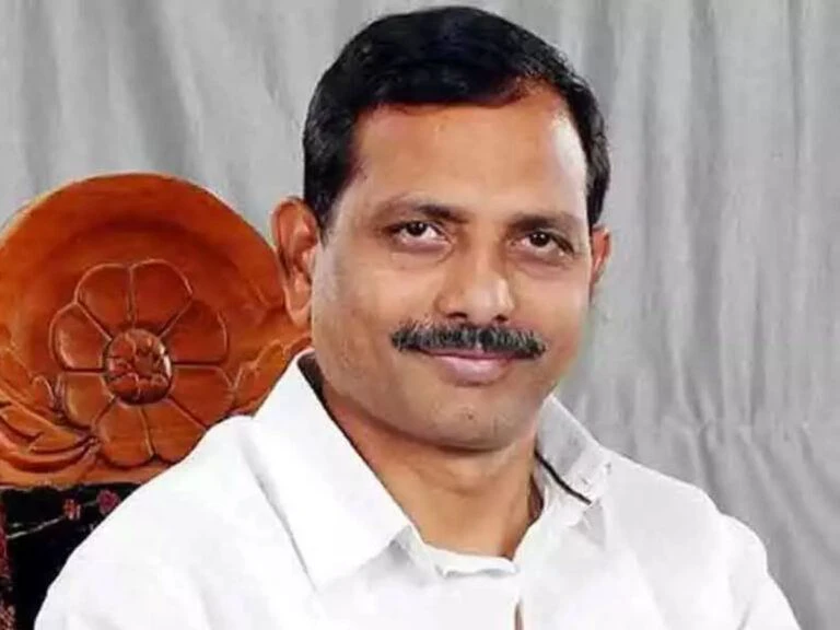 Volunteers Enjoyed Power & Cadre Facing Cases!