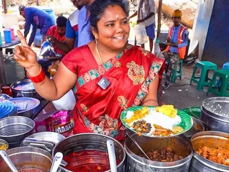 Kumari Aunty Business Closed: Police Give Big Shock