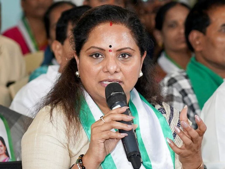 How Kavitha Can Be Andhra People's Sister?