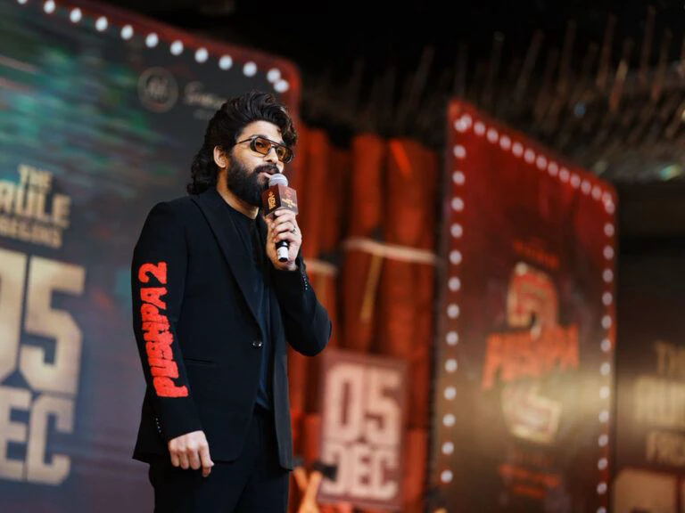 Allu Arjun Beats Bollywood Biggies!