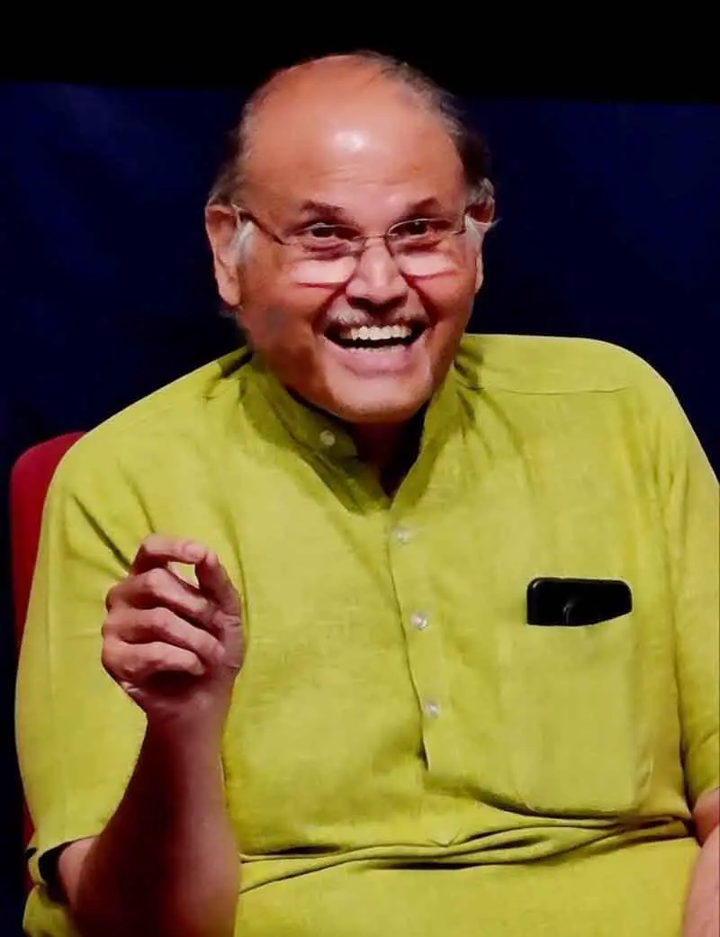 Dr. Anand Nadkarni : आनंद कभी मरा नहीं करते.