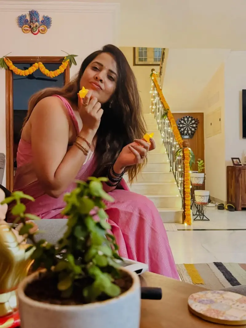 Anasuya Bharadwaj : అనసూయ బర్త్ డే స్పెషల్.. పాత ఫోటోలు వైరల్‌