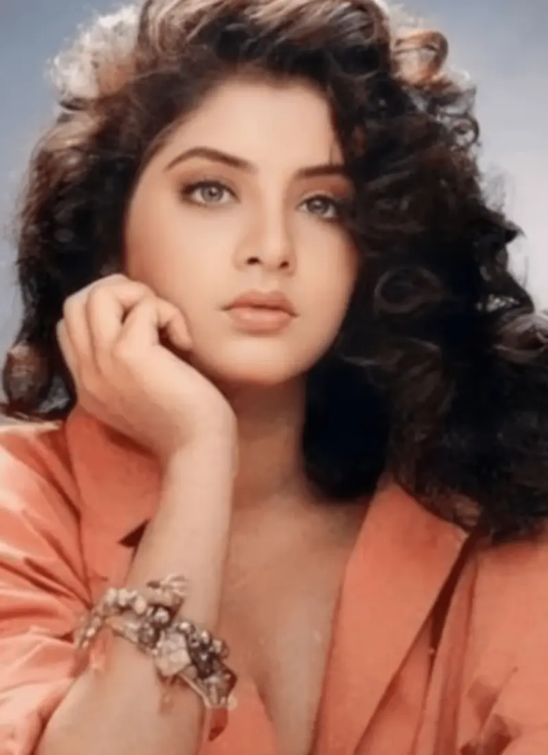 Somy Ali Remembers Late Superstar Divya Bharti on Her 33rd Death Anniversary