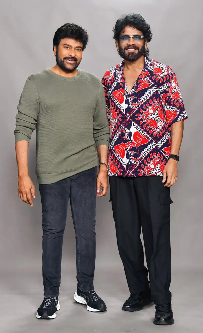 Pic: Nagarjuna Meets Chiranjeevi