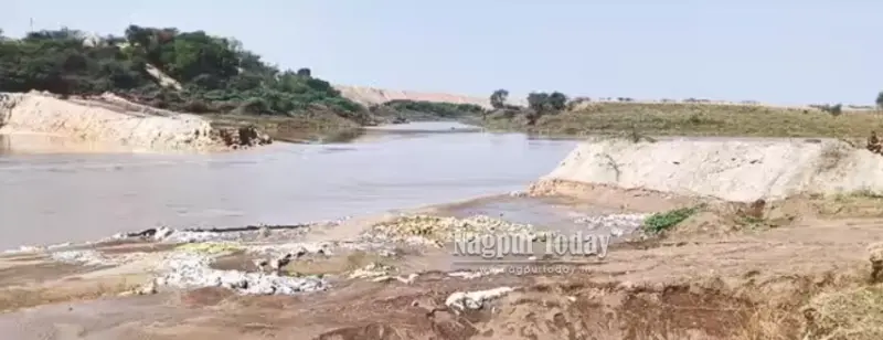 PIL in HC alleges illegal earthen bridges across Wardha River by WCL