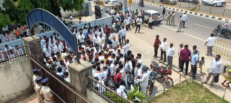 రాజీనామా ర్యాలీతో హీట్ పెంచిన కాంగ్రెస్. బిఆర్ఎస్‌కు సవాల్ విసిరిన నరేందర్ రెడ్డి!