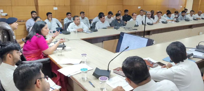 Close illegal road openings within 2 weeks: Mahendragarh DC