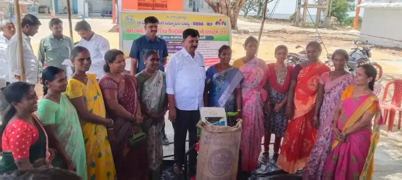 ప్రభుత్వ కేంద్రాల్లోనే ధాన్యం విక్రయించాలి!