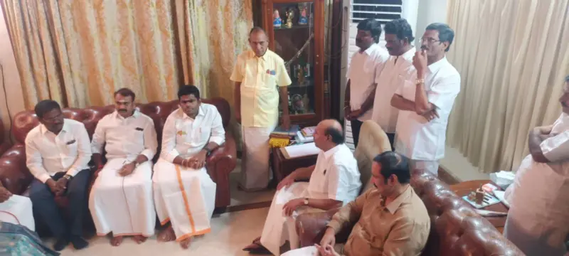 பாஜக - பாமக இடையே கூட்டணி ஒப்பந்தம் கையெழுத்தானது!