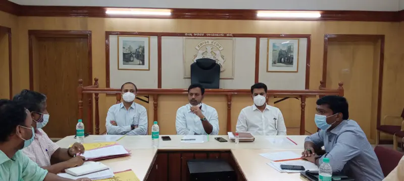 ಅನಧಿಕೃತ ಮರಳುಗಾರಿಕೆಗೆ ಕಡಿವಾಣ ಹಾಕಲು ಜಿಲ್ಲಾಧಿಕಾರಿ ಸೂಚನೆ