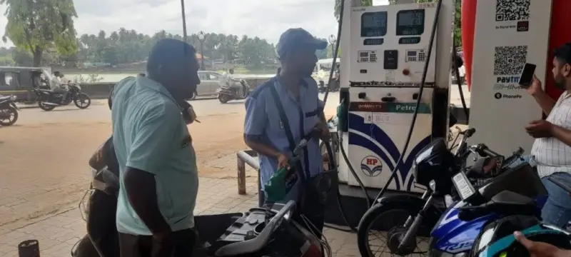 महागाईचा भडका,पेट्रोल-डिझेल दरवाढीने सर्वसामान्यांचे कंबरडे मोडले