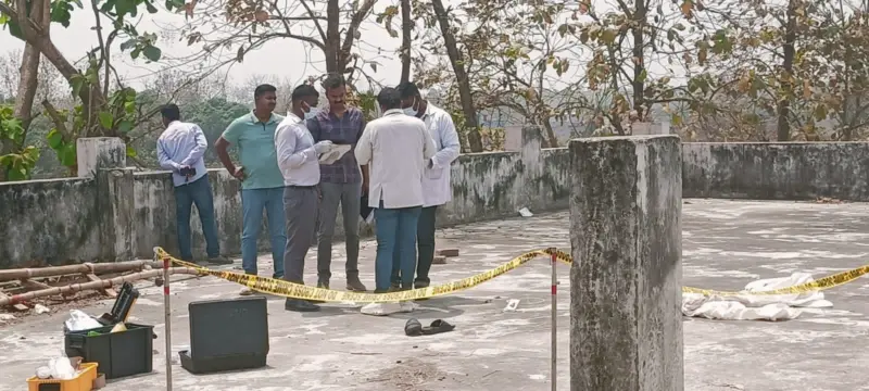 गोरखपुर :  क्लब संचालक के बेटे अम्बरीश श्रीवास्तव ने फार्महाउस में खुद को मारी गोली, माैके पर ही माैत