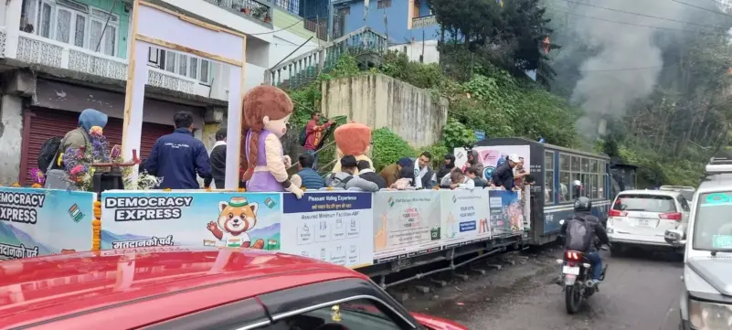 Darjeeling Himalayan Railway carries message of democracy