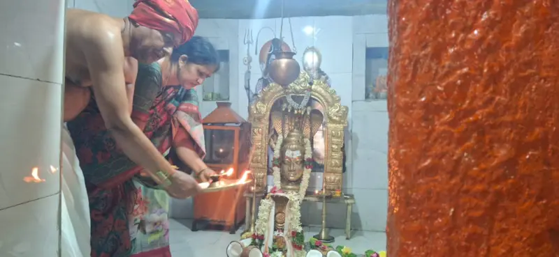 అమావాస్య సందర్భంగా మల్లికార్జున స్వామి ఆలయంలో ప్రత్యేక పూజలు