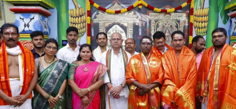 మల్లన్న సేవలో ఏపీ ఎస్టీ కమిషన్ చైర్మన్