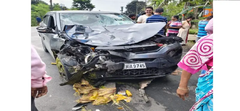 কোচবিহারে ভয়াবহ পথদুর্ঘটনা: চারচাকা ও অটোর মুখোমুখি সংঘর্ষে ঝরল দুই প্রাণ, হাসপাতালে মৃত্যুর সাথে লড়ছেন ৪ জন!