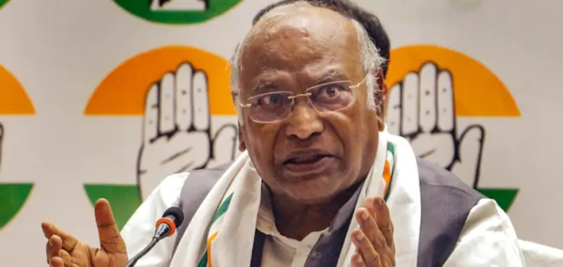 ഖര്‍ഗെ ഇന്ന് കൊല്ലത്തും ഇടുക്കിയിലും; രാഹുല്‍ നാളെ മാളയിലും കുന്നംകുളത്തും പാലക്കാടും