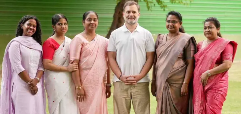 'നഴ്‌സുമാര്‍ ആരോഗ്യസംവിധാനത്തിന്റെ അടിത്തറ'; കേരളത്തില്‍ നിന്നുളള നഴ്‌സുമാരുമായി കൂടിക്കാഴ്ച്ച നടത്തി രാഹുല്‍ ഗാന്ധി