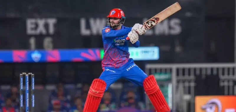 'സമീര്‍ റിസ്‌വിയെ എന്തിന് ഒഴിവാക്കി'; CSK യ്ക്കെതിരെ ആരാധകര്‍